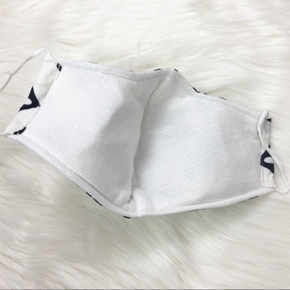 ‼️4 MASKS -HAND MADE IN USA - 💯% cotton masks - Picture 5 of 8